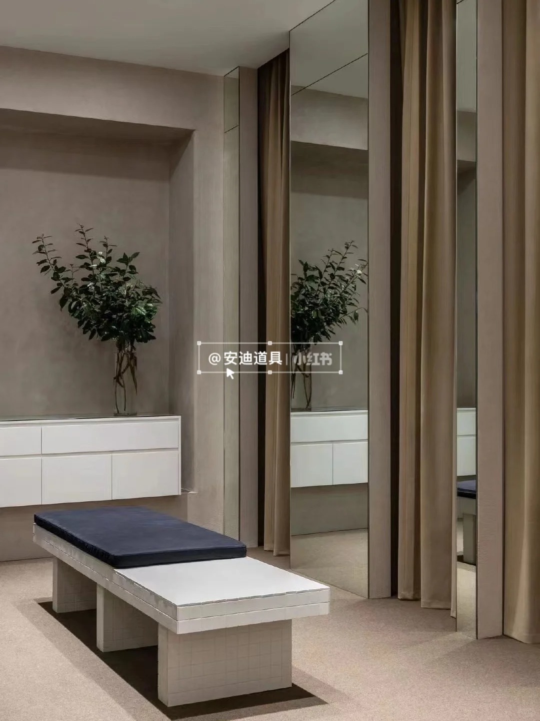 High quality minimalist clothing buyer's store