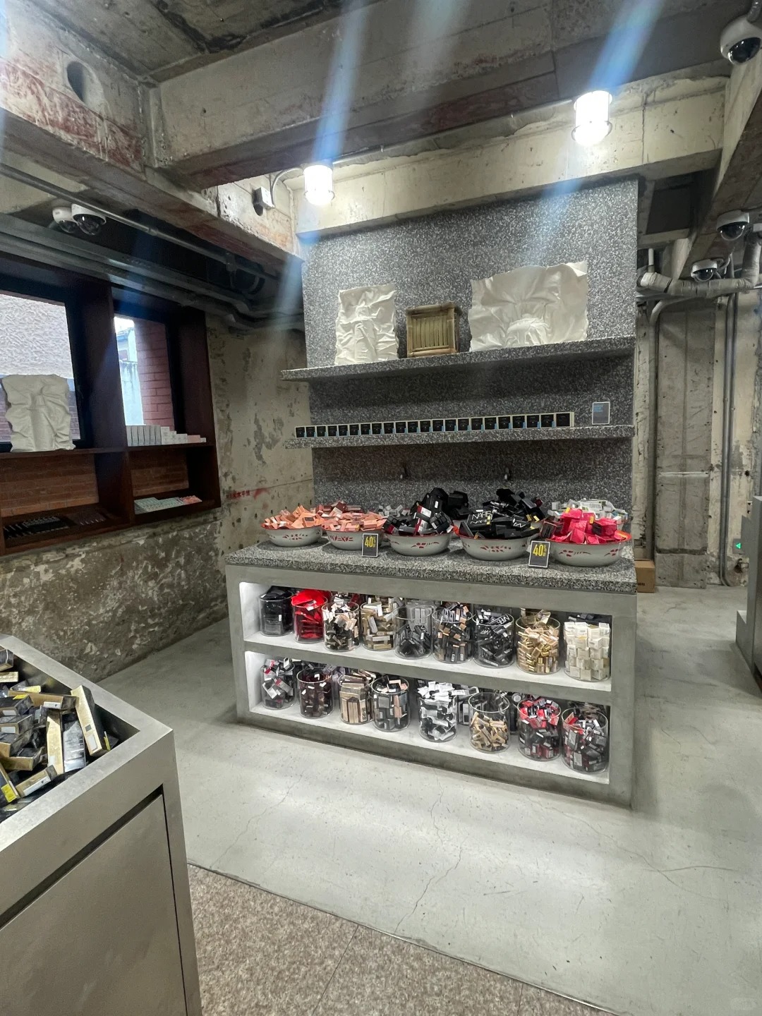 Anfu Road Plum Blossom Shop