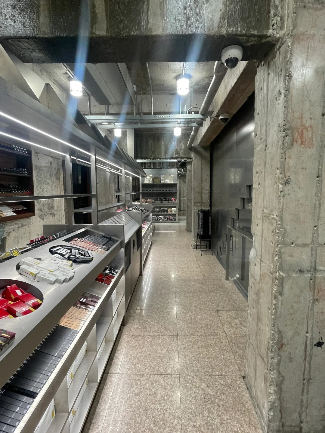 Anfu Road Plum Blossom Shop