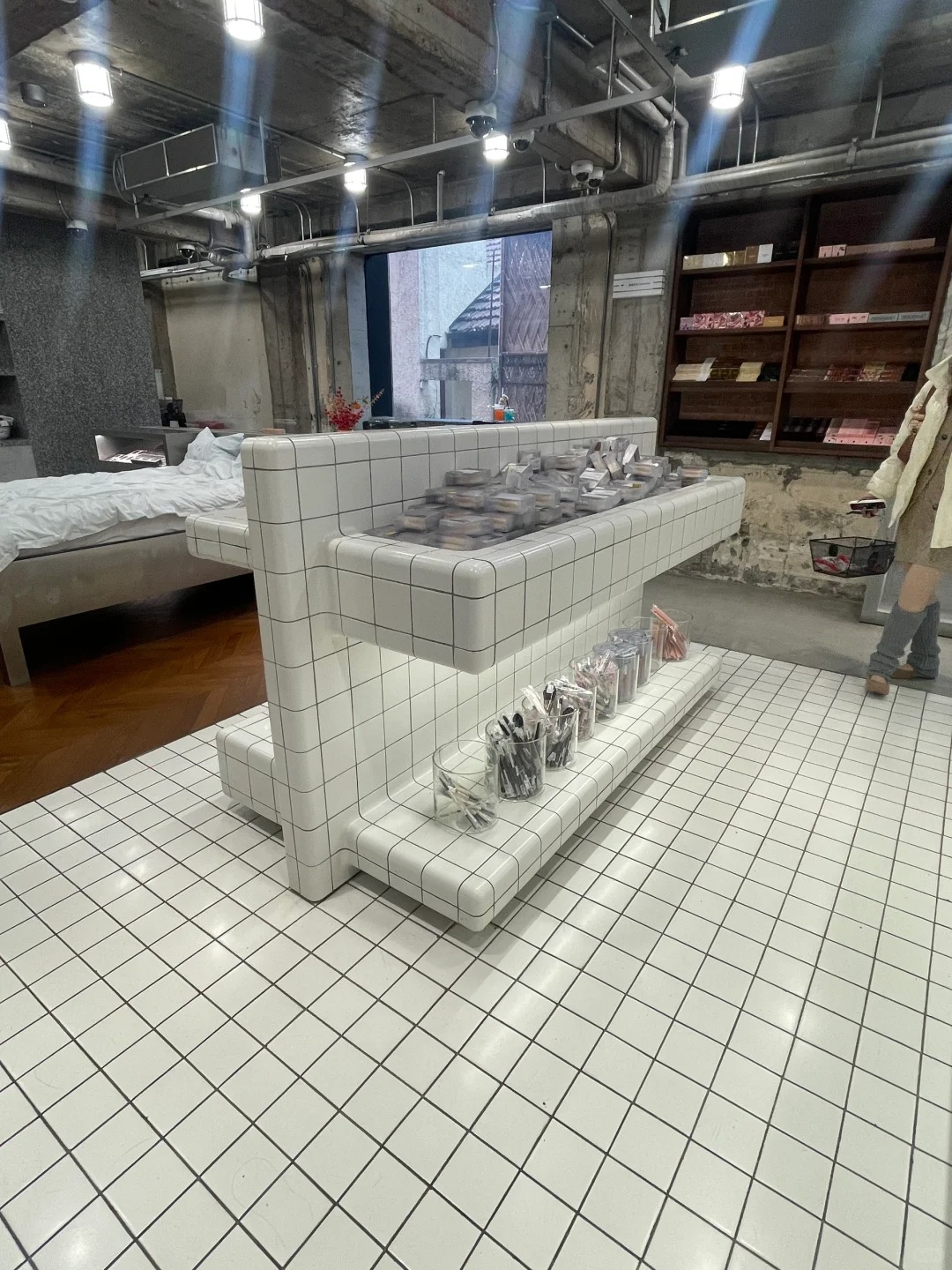 Anfu Road Plum Blossom Shop