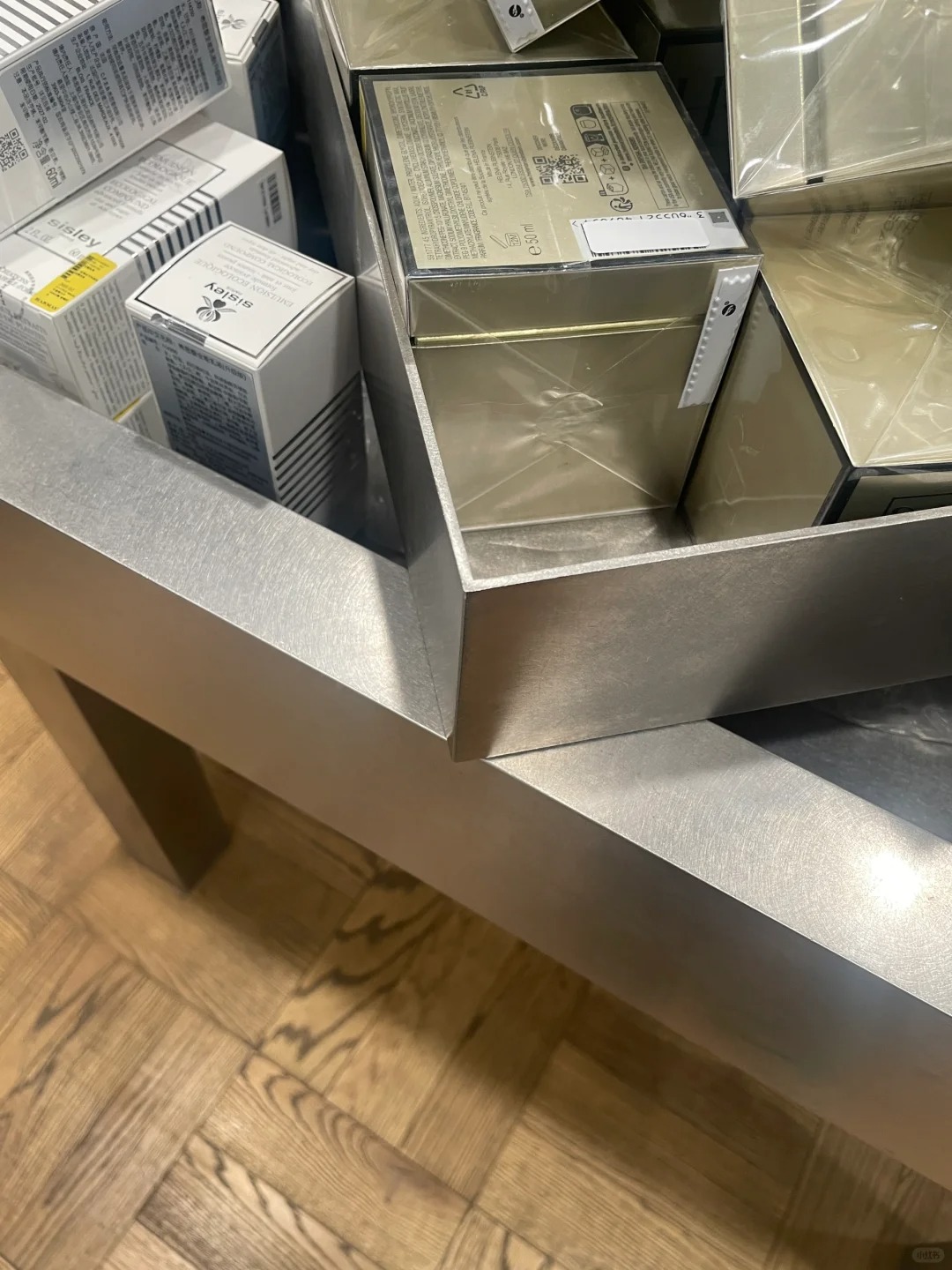 Anfu Road Plum Blossom Shop